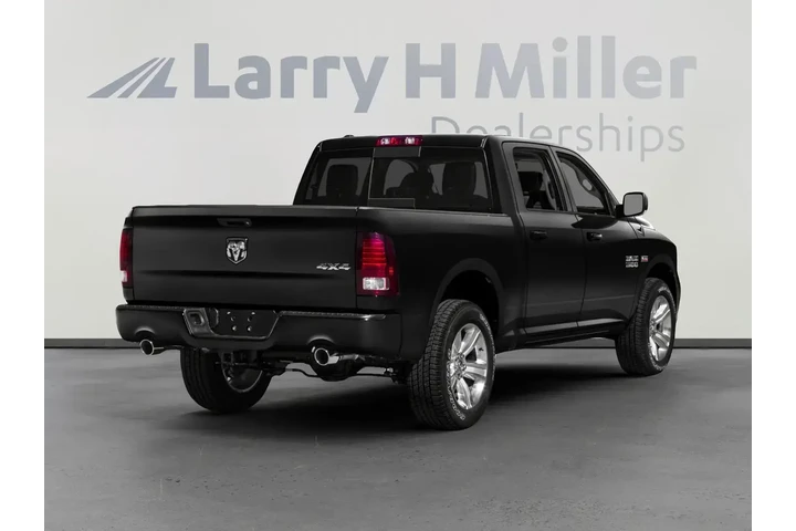 Ram 1500 2016 4x2 SLT 4dr Cr image 2