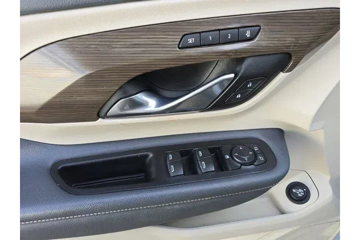 $29999 : GMC Terrain 2024 AWD Denali image 6