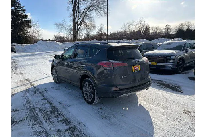 $17500 : Toyota RAV4 Hybrid 2017 AWD image 3