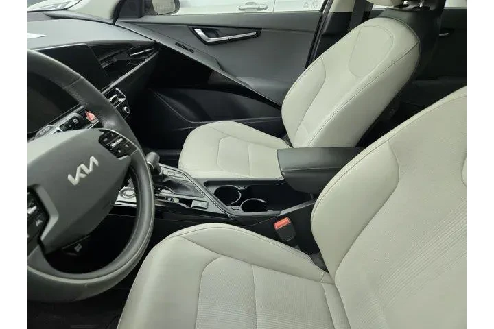 $21991 : Kia Niro 2023 EX 4dr Crossov image 4
