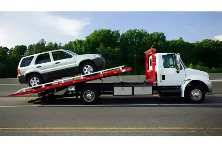 SE COMPRAN CARROS PARA YONKE image 3