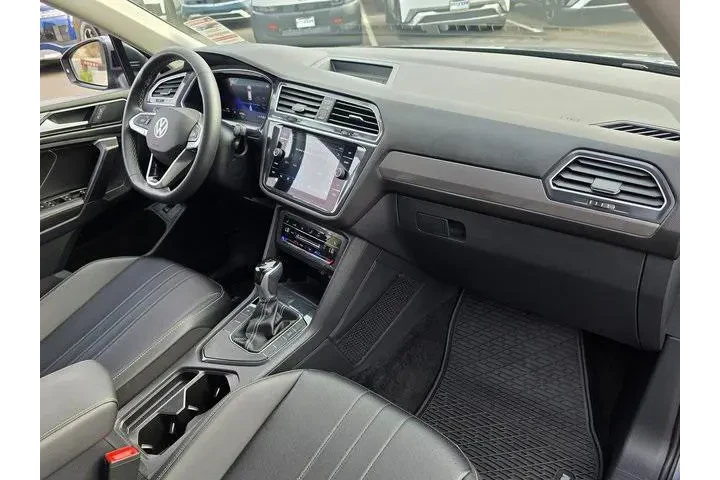 $22995 : Volkswagen Tiguan 2024 SE 4d image 9