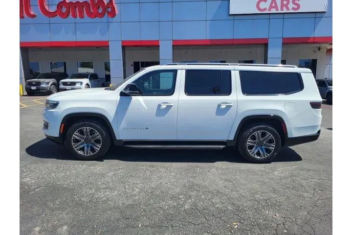 $38200 : Jeep Wagoneer L 2024 4x4 Ser image 6