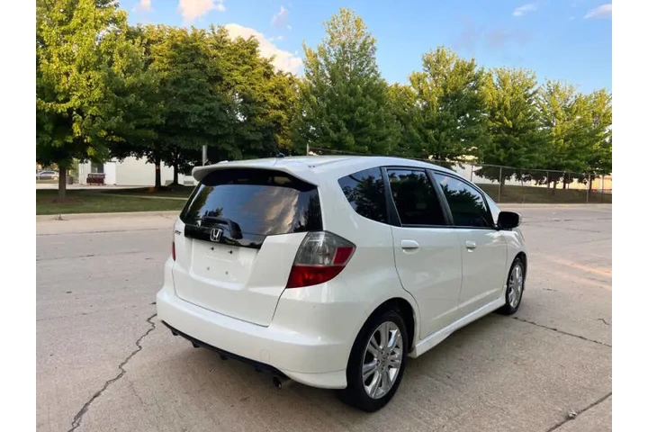 $6497 : 2010 Fit Sport image 9