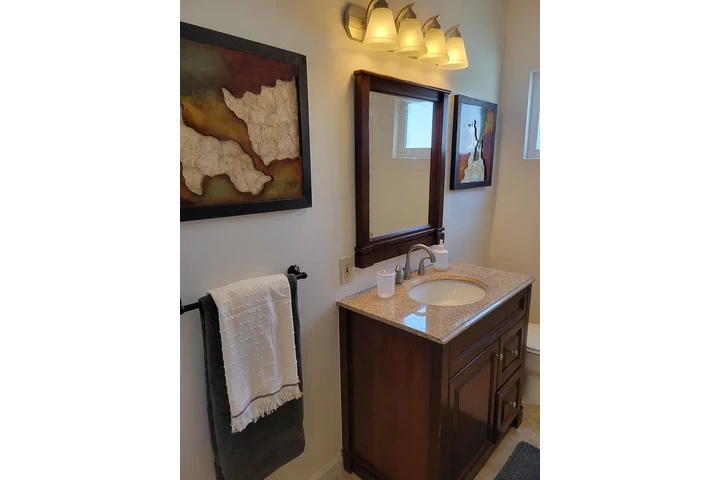 $1280 : CUDAHY RENTA image 5