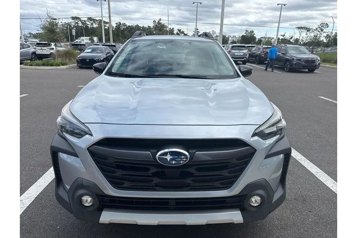 $26242 : Subaru Outback 2023 AWD Limi image 2