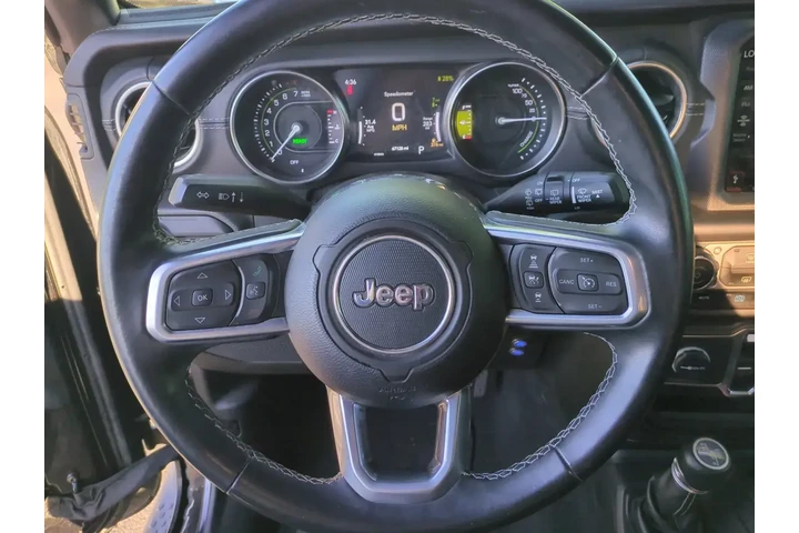 $25981 : Jeep Wrangler Unlimited 2021 image 9