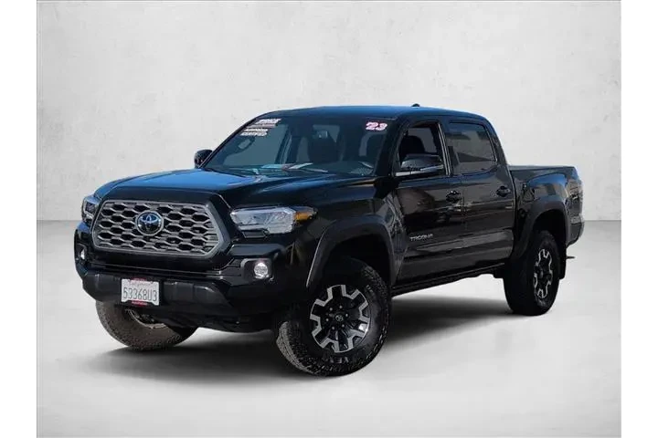 $39736 : Toyota Tacoma 2023 4x4 Trail image 1