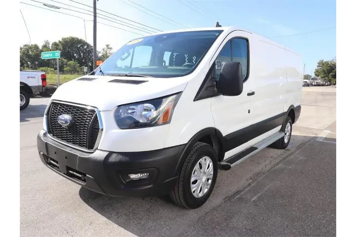 $32934 : Ford Transit 2024 250 3dr SW image 5