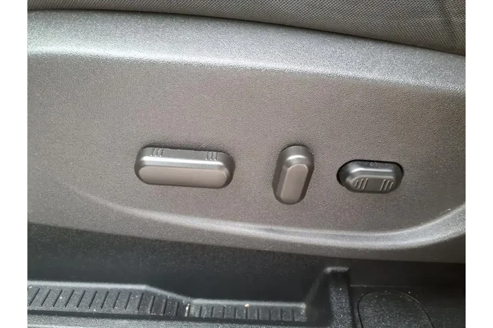 $10995 : Ford Escape 2017 AWD SE 4dr image 9