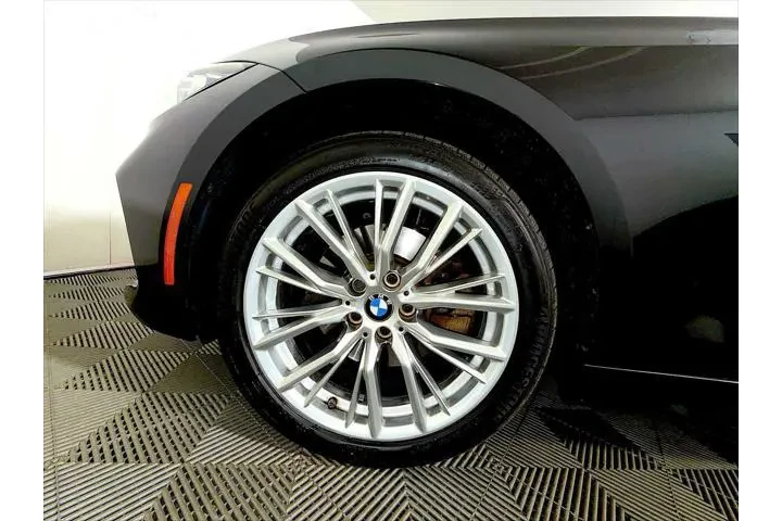 $32943 : BMW 3 Series 2023 AWD 330i x image 8