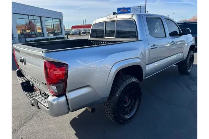 $34301 : Toyota Tacoma 2022 4x4 SR V6 image 7