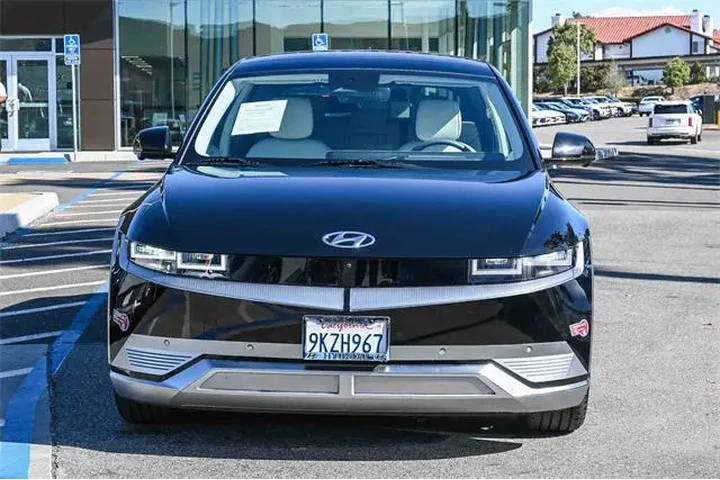 $29500 : Hyundai IONIQ 5 2023 AWD Lim image 2