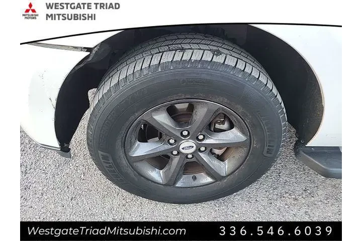 $23893 : Ford Expedition MAX 2019 4x4 image 9