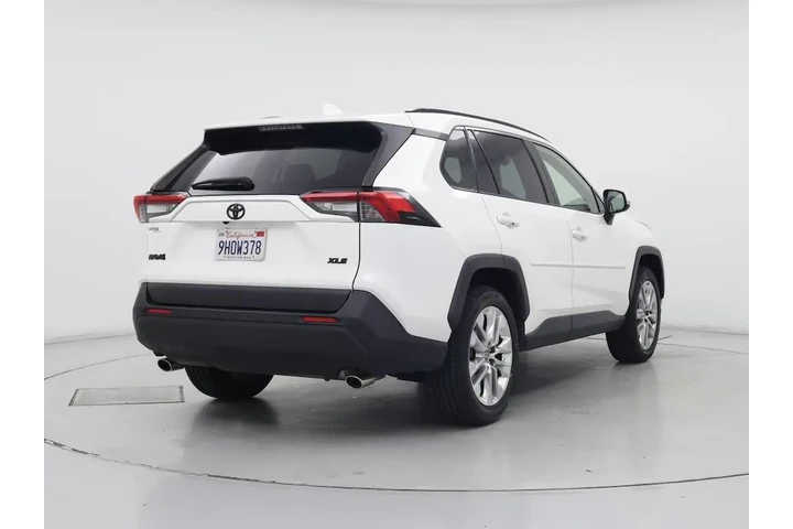 $27998 : Toyota RAV4 2020 XLE Premium image 8