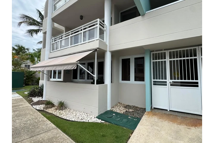 $2000 : Gold Villas, Vega Alta image 2