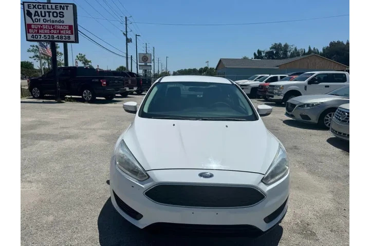 $5897 : 2017 Focus SE image 4