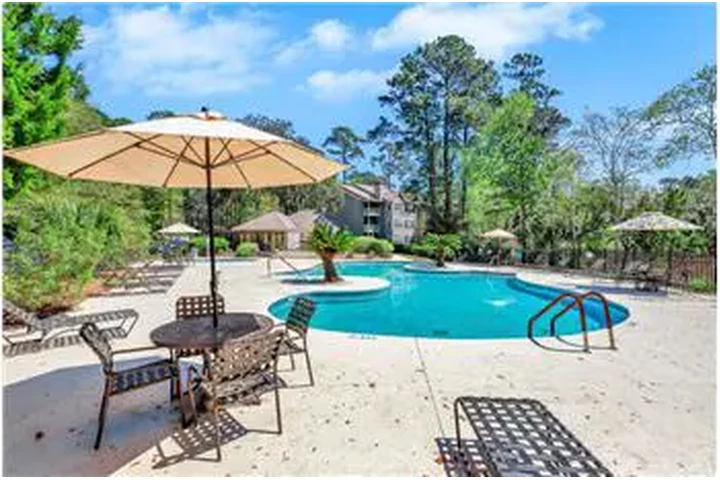 $1400 : Rental property with 1 bedro image 9