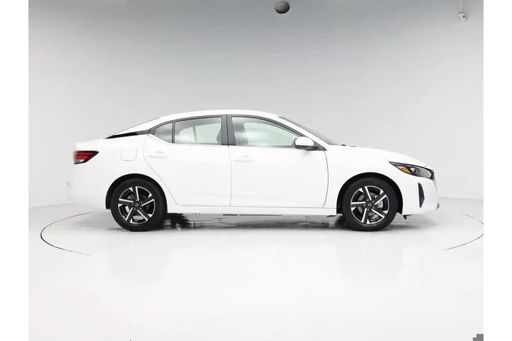 $21998 : Nissan Sentra 2025 SV 4dr Se image 7