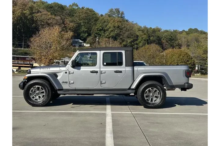 $28667 : Jeep Gladiator 2021 4x4 Spor image 4