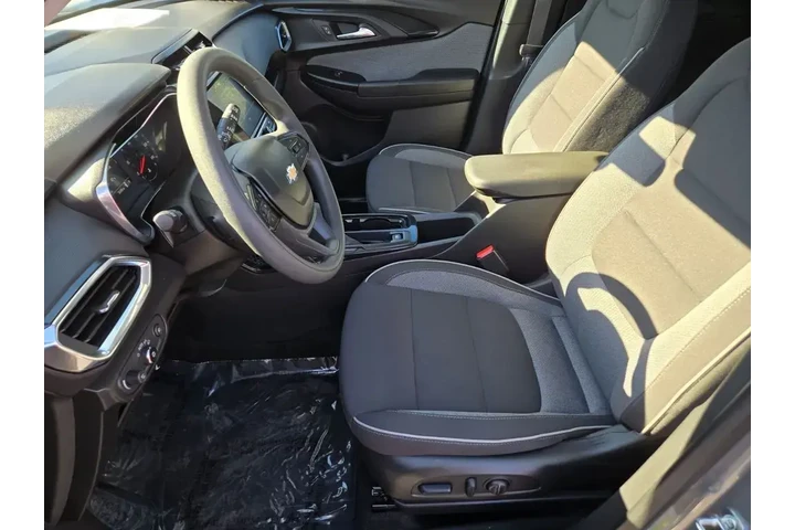 $19988 : Chevrolet Trailblazer 2023 L image 10