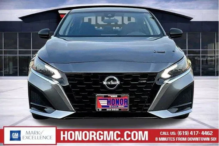 $21988 : Nissan Altima 2025 2.5 SV 4d image 2
