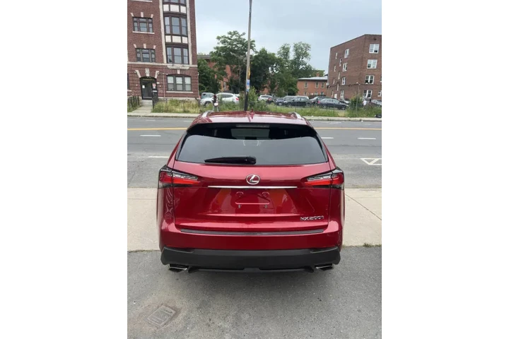 $17999 : 2015 NX 200t image 5