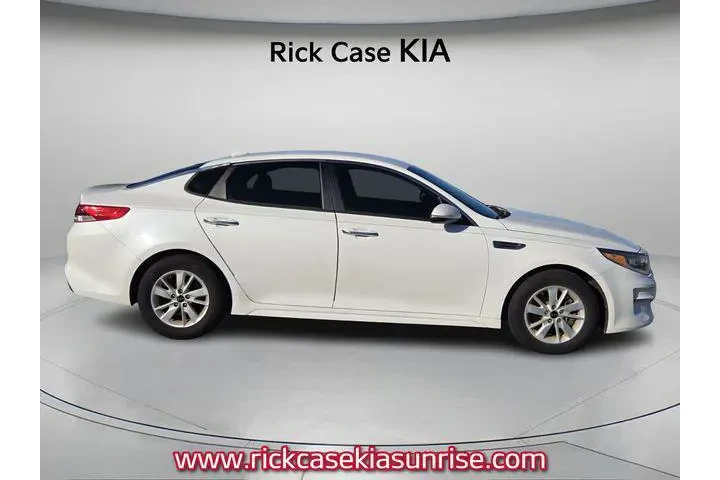 $13991 : Kia Optima 2017 LX 4dr Sedan image 3