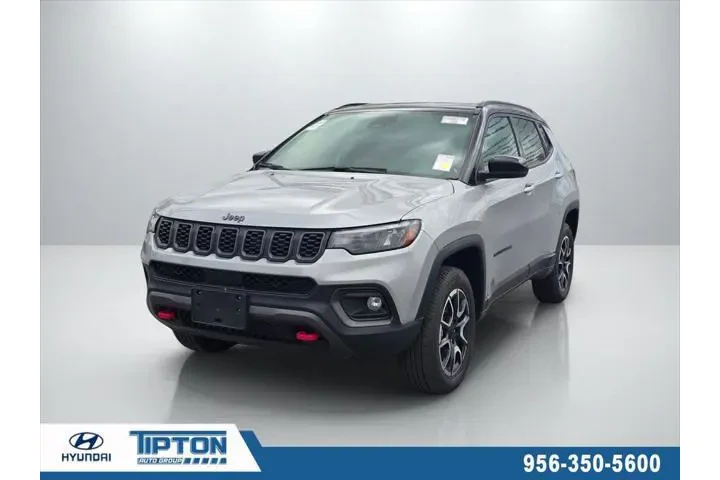 $24999 : Jeep Compass 2024 4x4 Trailh image 1