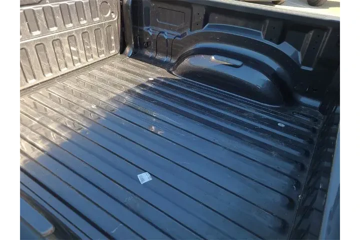 $27247 : Ram 1500 2020 4x4 Laramie 4d image 8