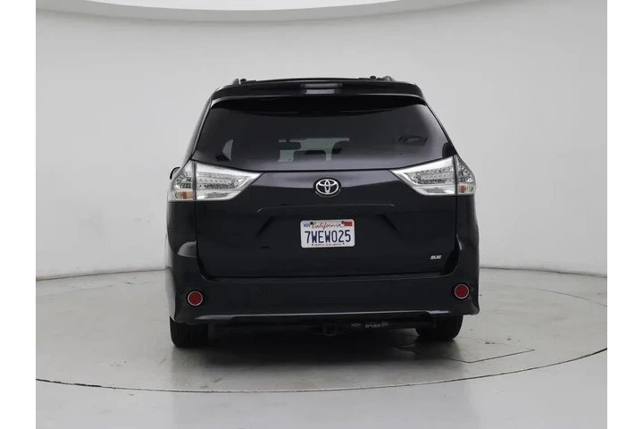 $23998 : Toyota Sienna 2017 SE 8-Pass image 6