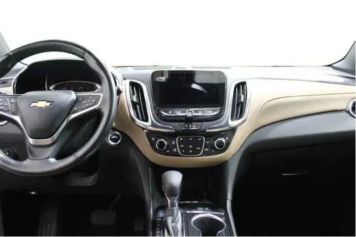 $22916 : Chevrolet Equinox 2022 4x4 P image 2