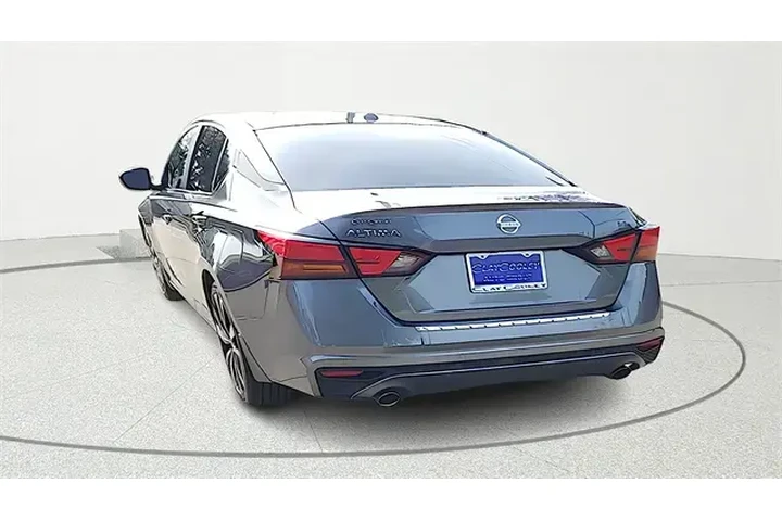 $18798 : Nissan Altima 2020 2.5 SR 4d image 6