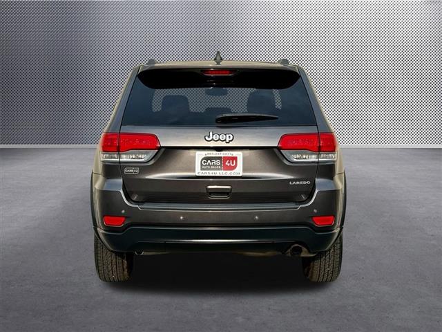 $20017 : 2017 Grand Cherokee Laredo image 6