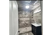 $2900 : Casa en renta en Los Ángeles thumbnail