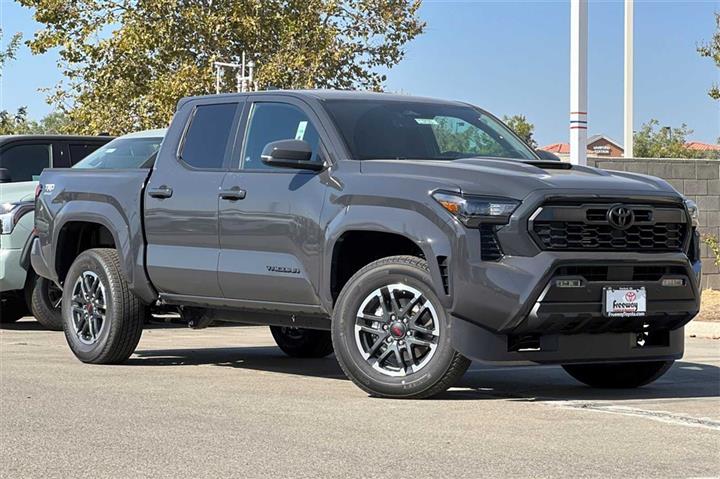 $49874 : New 2024 Tacoma TRD Sport Dou image 2