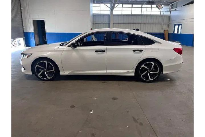 $25701 : Honda Accord 2022 Sport 4dr image 4