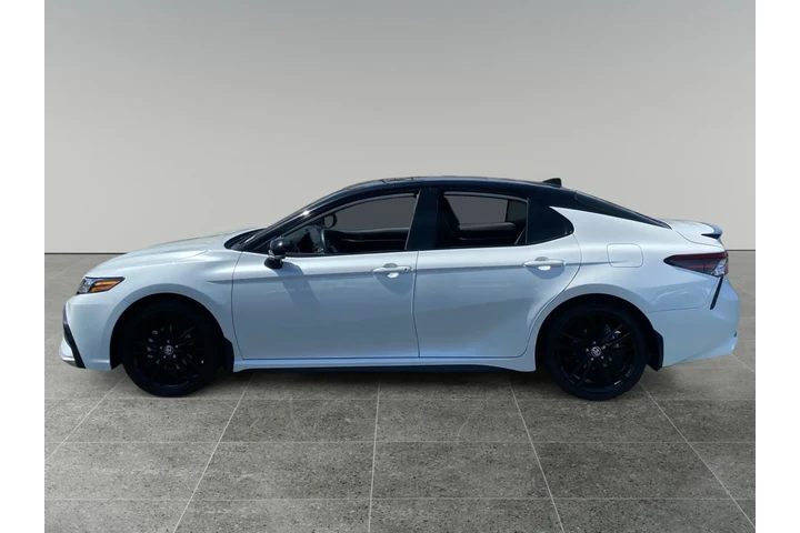 $33687 : Toyota Camry 2024 XSE 4dr Se image 2