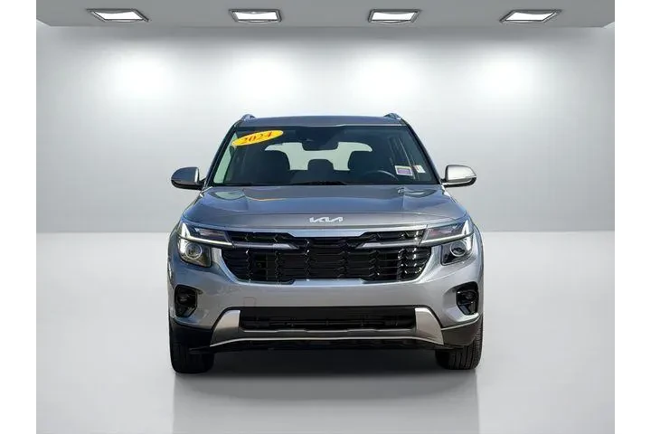$26988 : Kia Seltos 2024 EX 4dr SUV image 9
