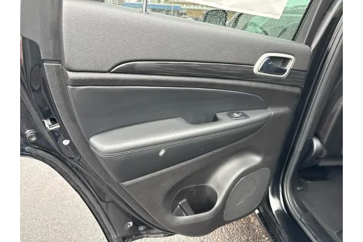 $28988 : Jeep Grand Cherokee 2021 4x4 image 10