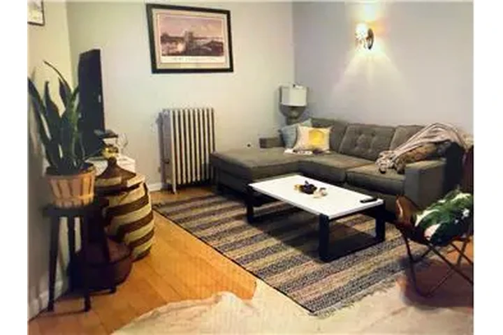 $4450 : Rental property with 1 bedro image 2