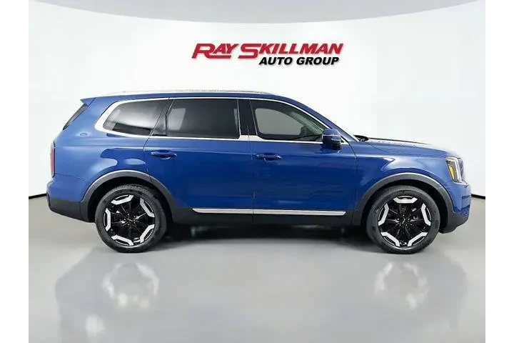 $33975 : Kia Telluride 2023 AWD EX 4d image 7
