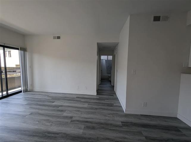 $2500 : 2bd 2ba apartment for rent image 3