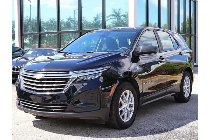 $17995 : Chevrolet Equinox 2024 LS 4d image 6
