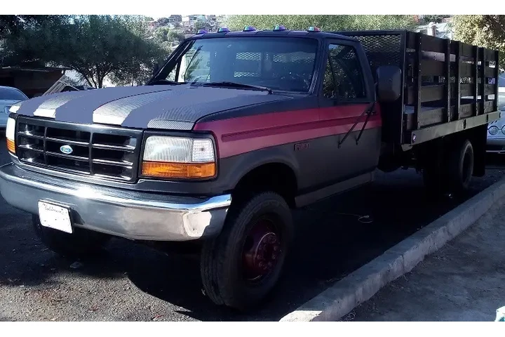 $5500 : REMATO 1997 FORD F53 (F350) image 2