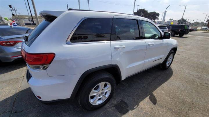 $16995 : 2017 Grand Cherokee Laredo image 4