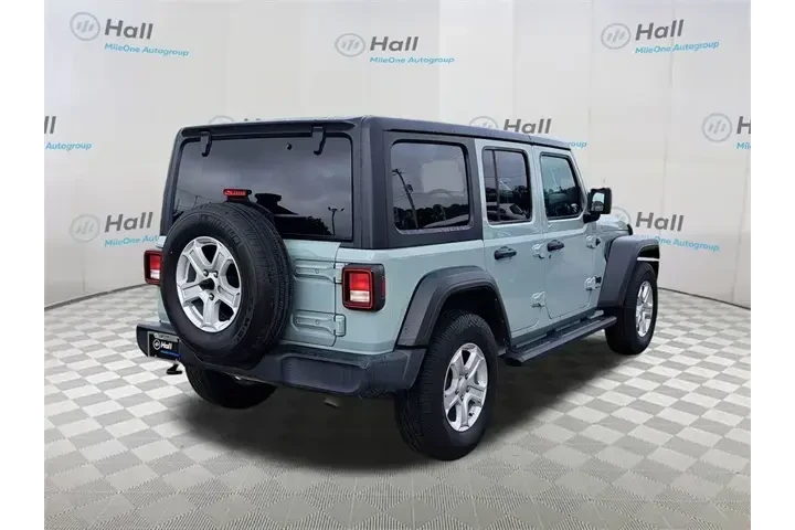 $23500 : Jeep Wrangler 2023 4x4 Sport image 3