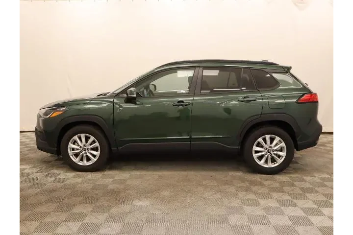 $24995 : Toyota Corolla Cross 2023 LE image 7
