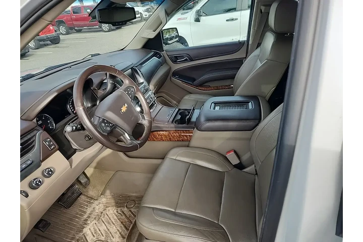 $22000 : Chevrolet Tahoe 2016 4x4 LTZ image 5