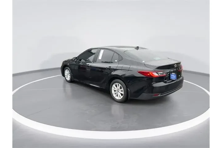 $27905 : Toyota Camry 2025 LE 4dr Sed image 5